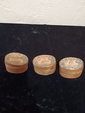 Anciennes boîtes à soldats