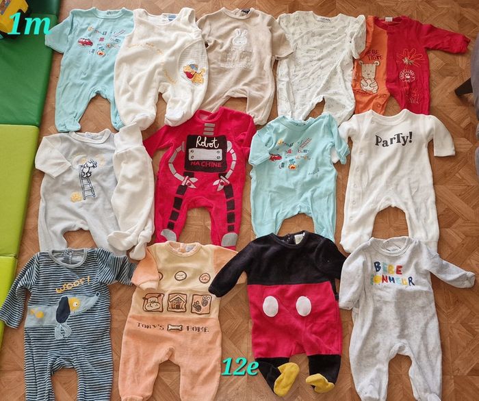 Lot 13pyjama et 1bas pyjama