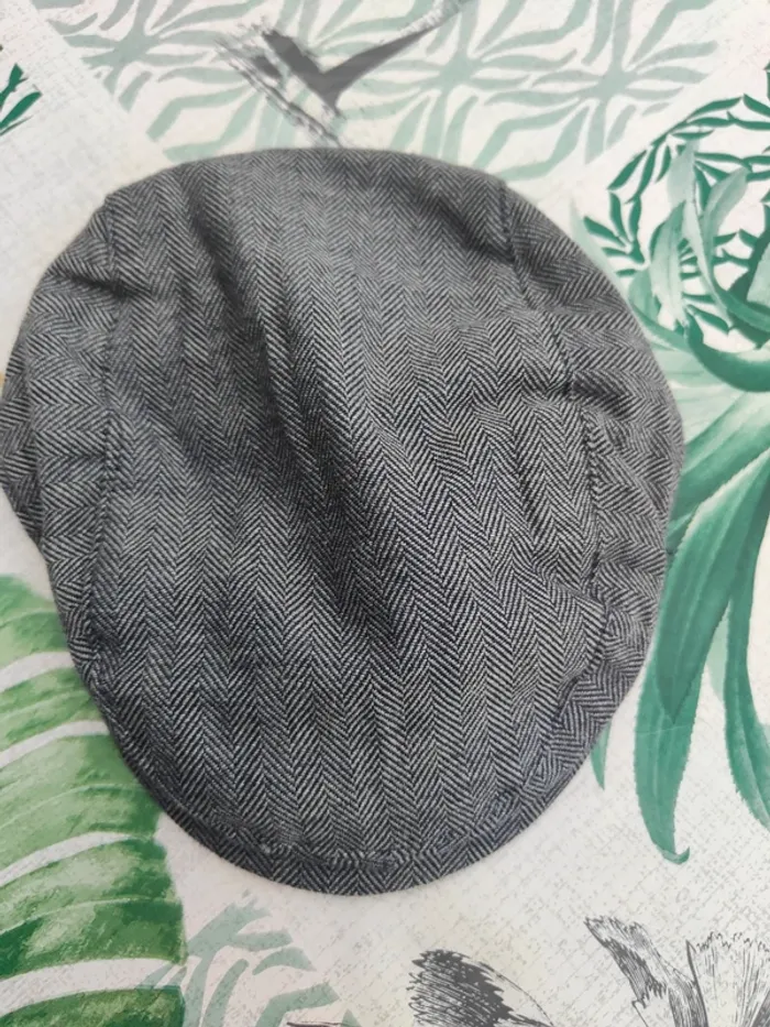 Casquette grise - photo numéro 2