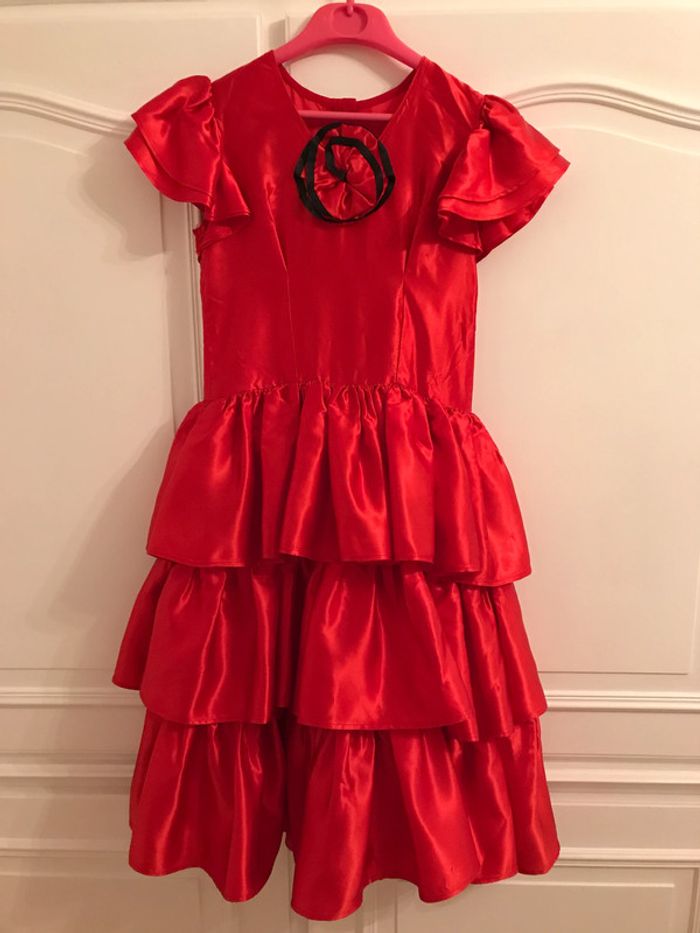 Déguisement Robe Rouge à Volants Style Espagnole - photo numéro 1