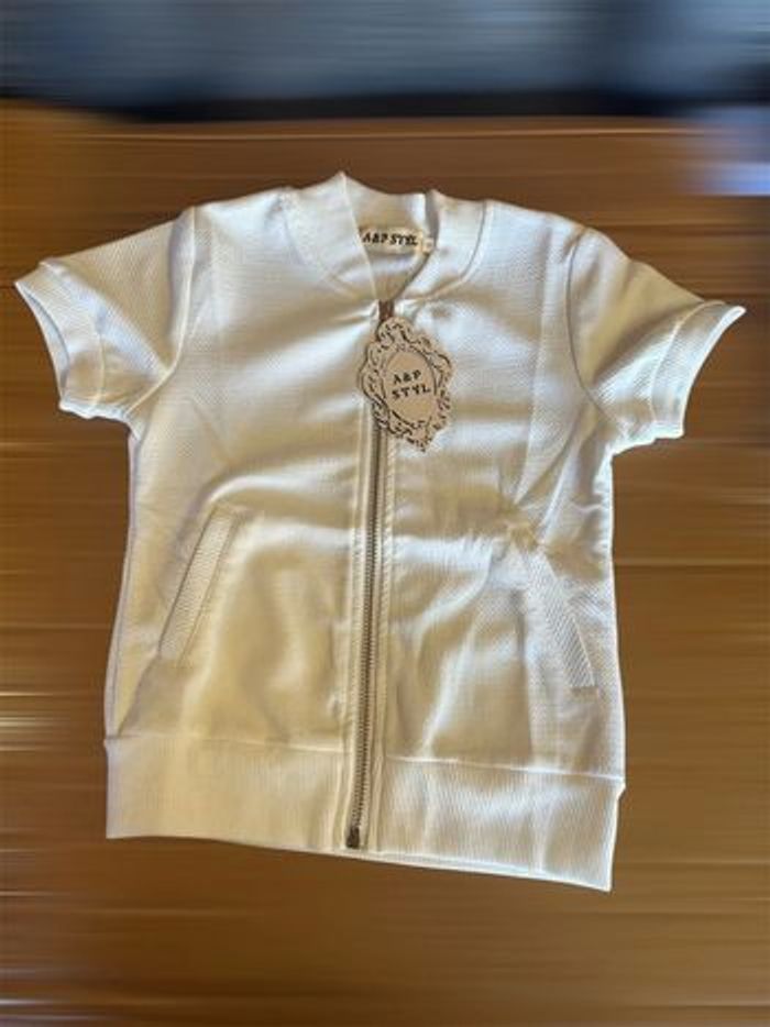 Haut zippé manche courte