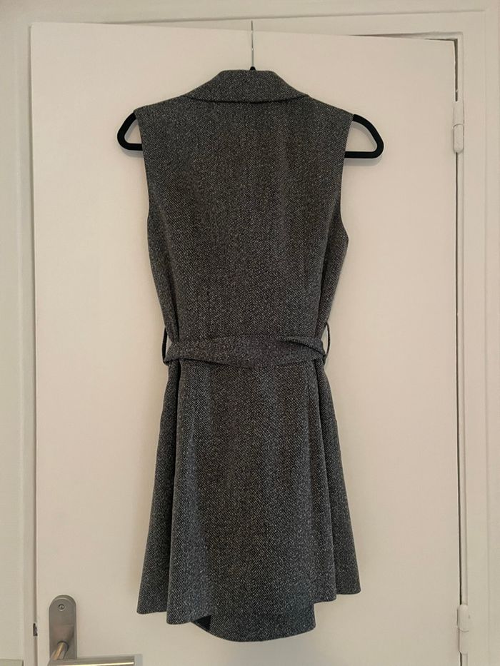 Robe tailleur sans manches - photo numéro 3