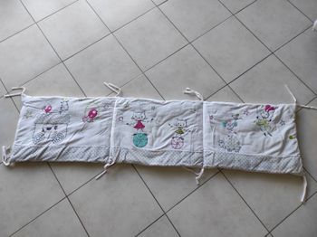 Tour de lit souris fille velours neuf