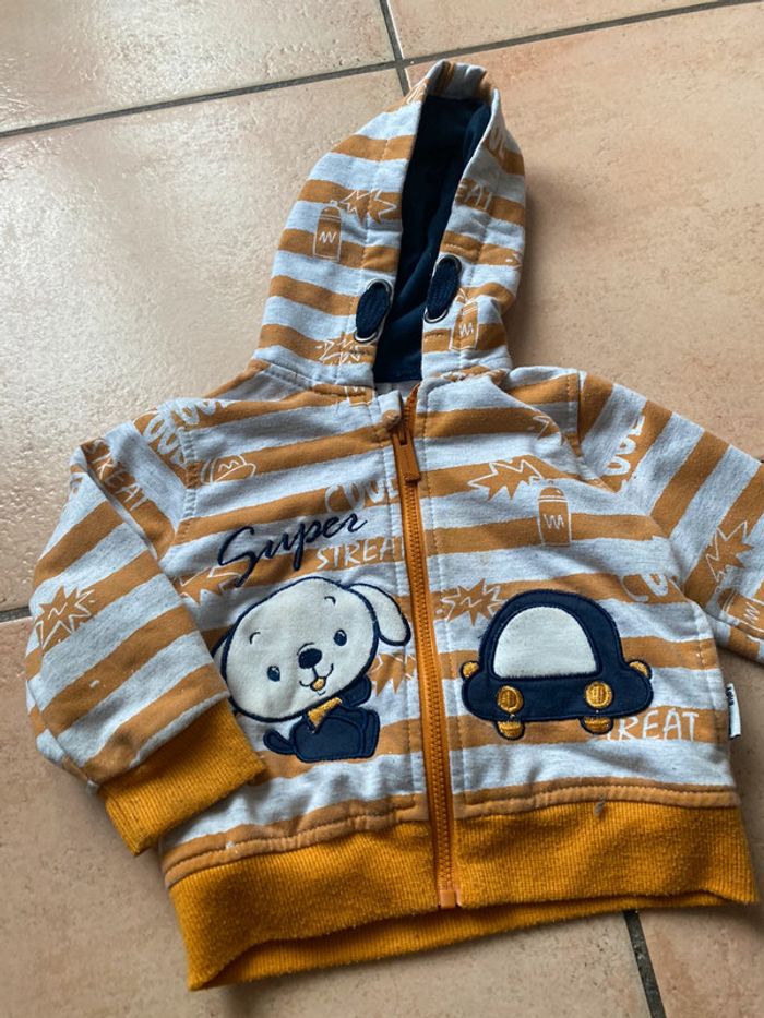 Gilet à capuche zippé 12mois bébé liquidation vêtement garçon - photo numéro 2