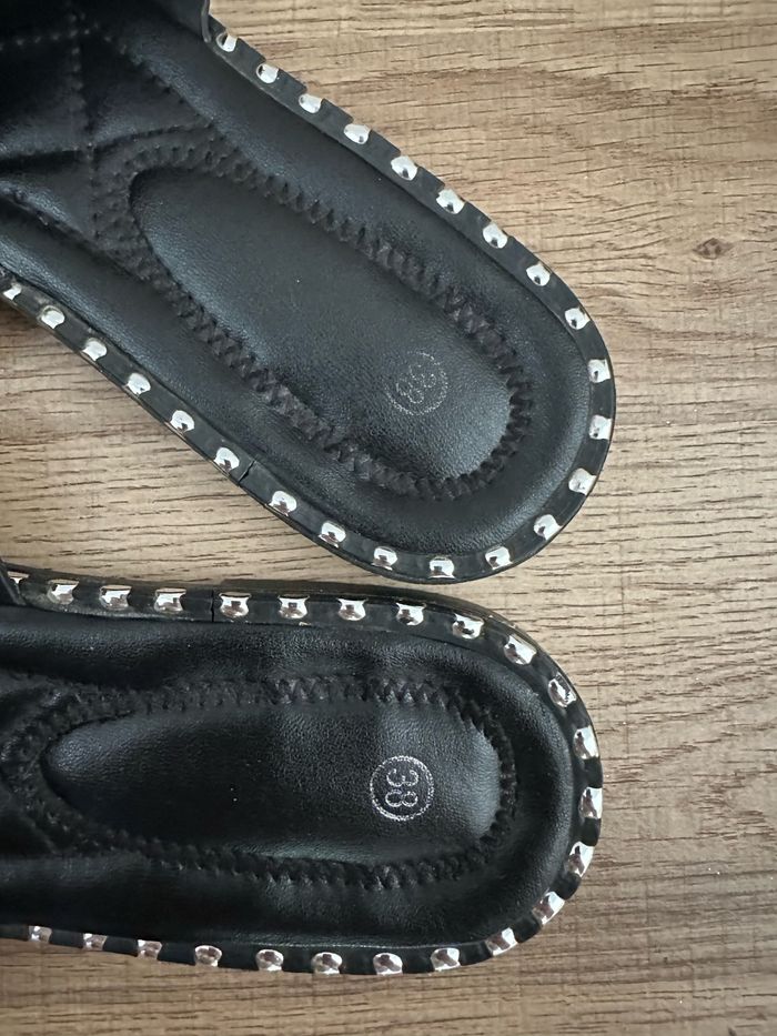 🩶 Jolie paire de claquette à diamant 🩶 - photo numéro 3