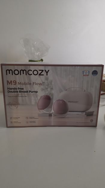 Tire lait momcozy m9 neuf