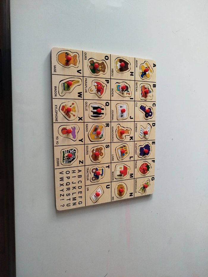 Puzzle en bois alphabet