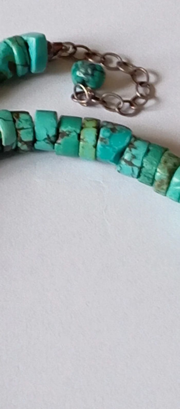 Collier ras du cou en perles de turquoise - photo numéro 8