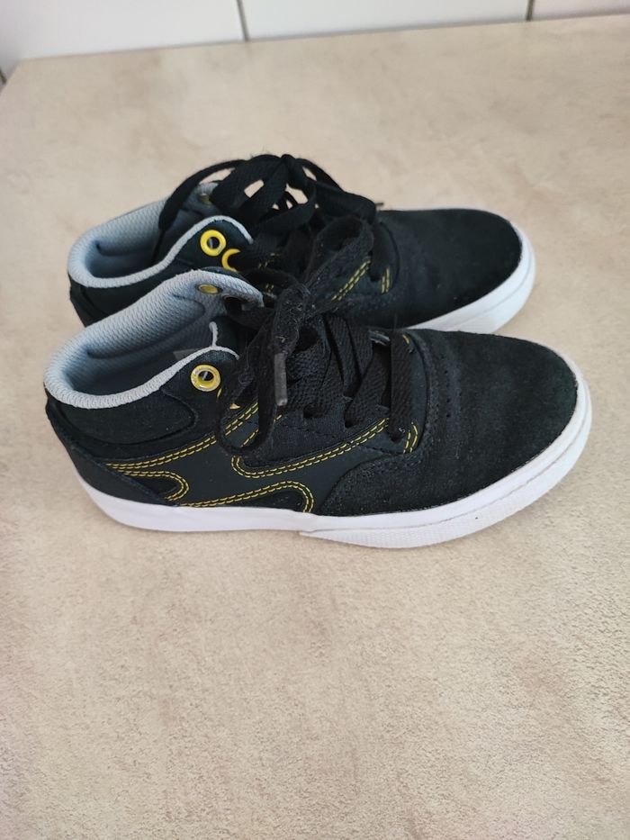 Sneakers DC shoes pointure 30 comme neuves - photo numéro 10