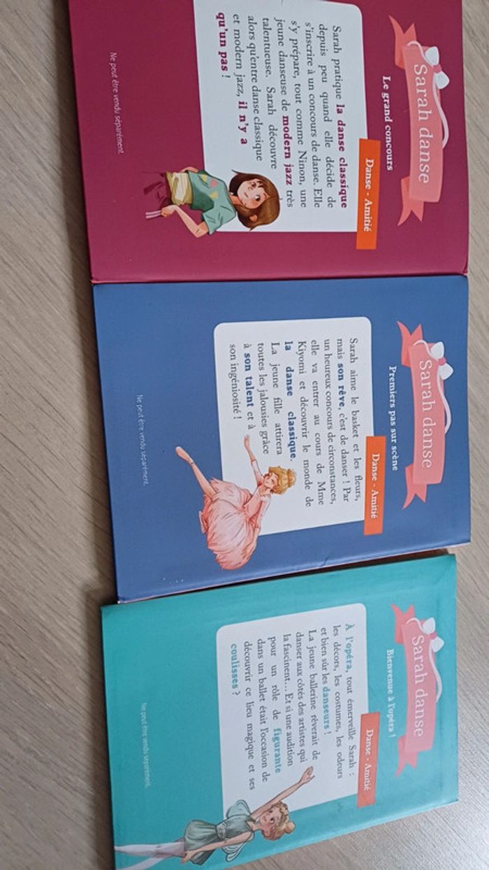 Lot 3 livres enfant. Collection Sarah danse. - photo numéro 3