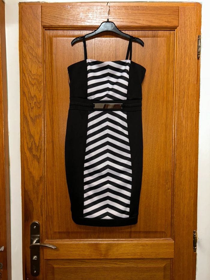 Robe bustier noire et blanche