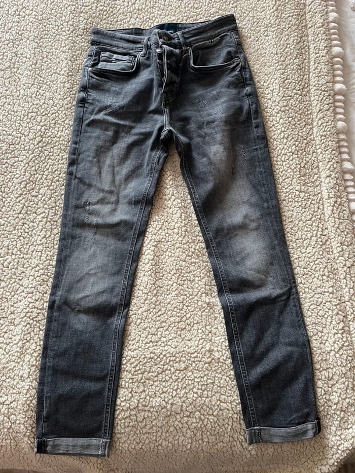 Jean gris