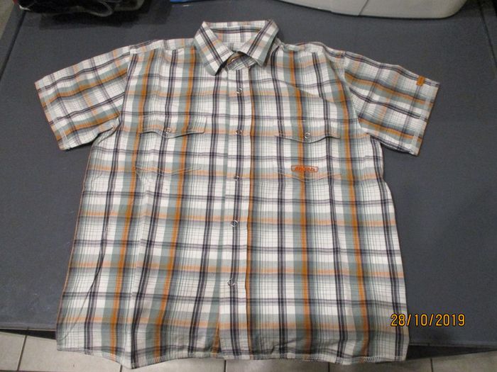 chemise neuve