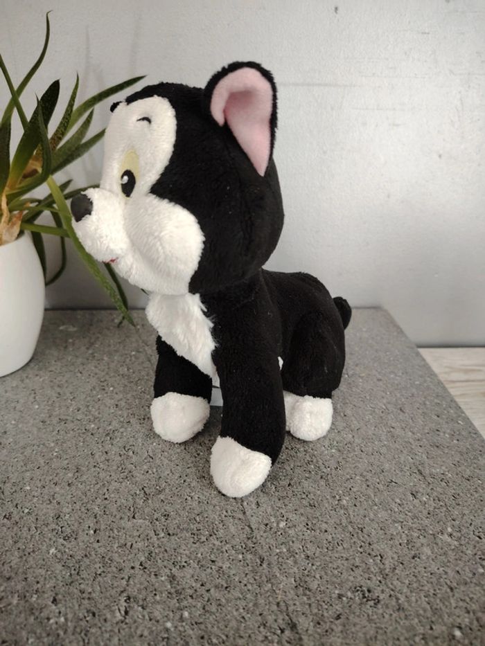 Peluche Disney chat figaro Pinocchio Disney Store - photo numéro 4