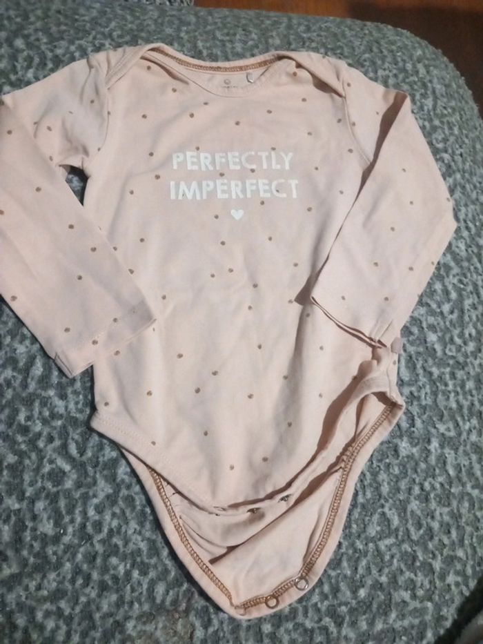 Body jbc taille 74/80 9/12mois - photo numéro 1