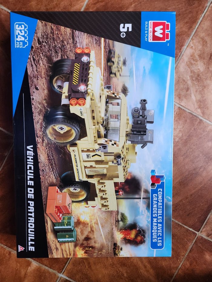 Boîte lego neuf voiture radar - photo numéro 2