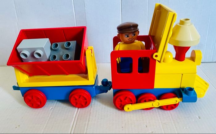 Lego Duplo train - photo numéro 3