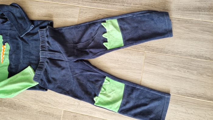 Pyjama hiver crocodile. Taille 5 ans. - photo numéro 2