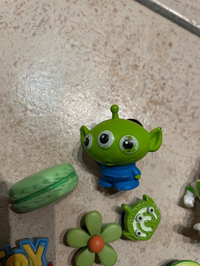 Figurines Toy Story pin's pour chaussures - photo numéro 4