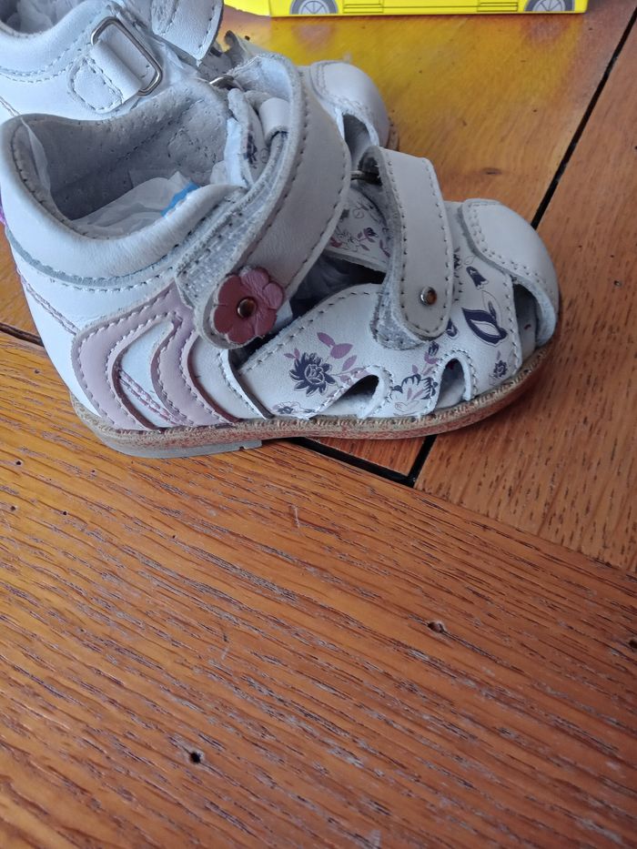 Sandales cuir blanche - photo numéro 2