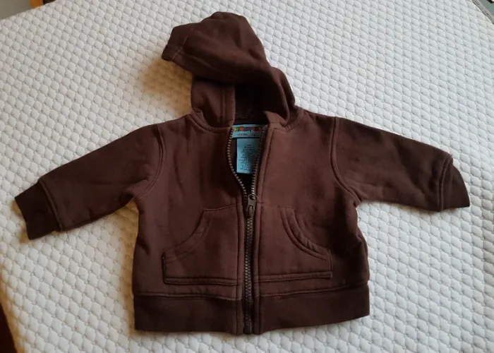 Lot vêtements bébé 6 mois - photo numéro 3