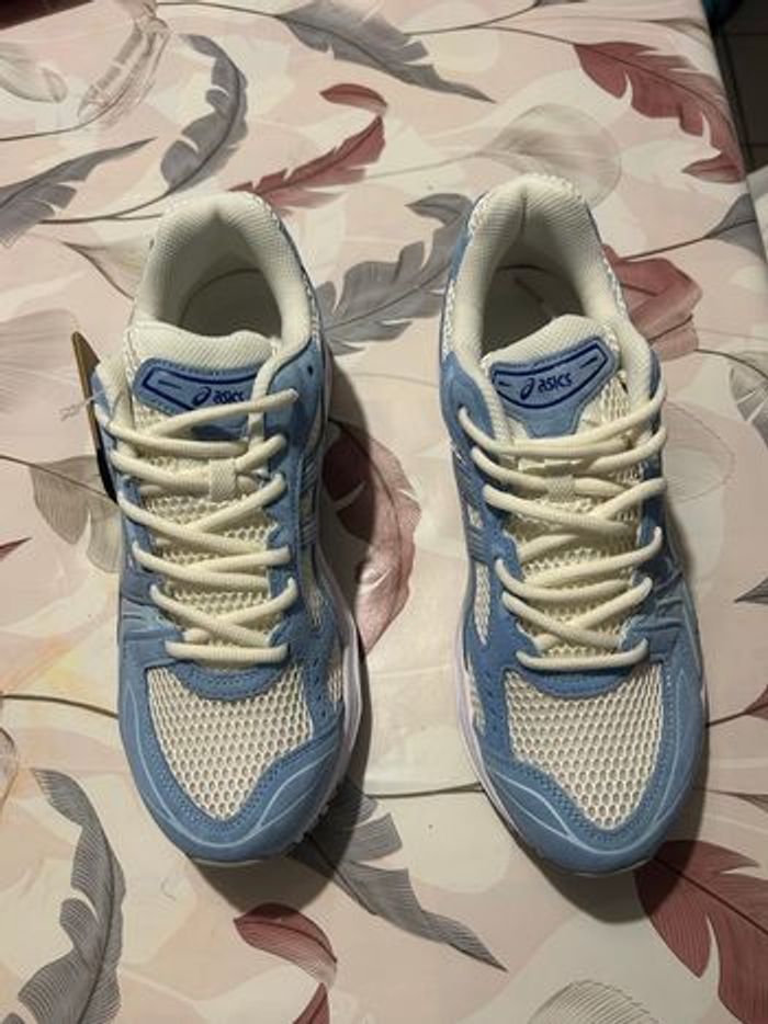Baskets asics - photo numéro 2