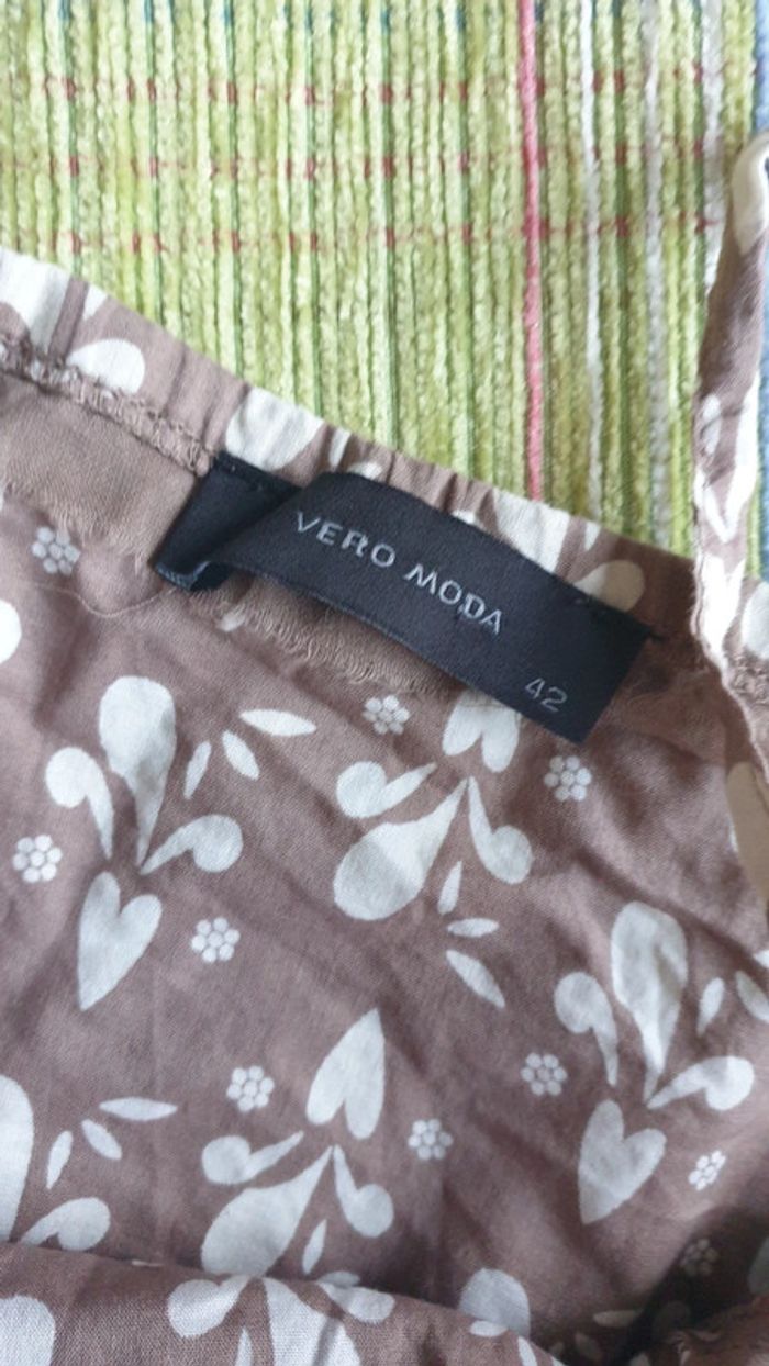 Robe 42 - photo numéro 3