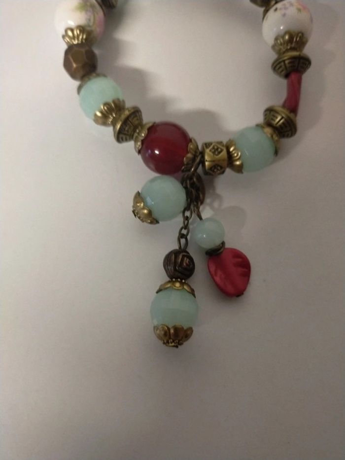Bracelet fantaisie élastique en perles - photo numéro 4