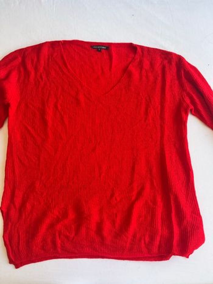 Pull rouge léger - Anna Karell