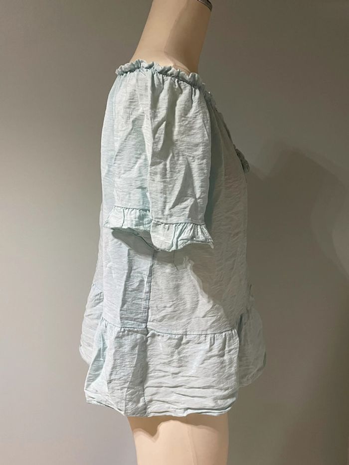 Haut épaule dénudé - photo numéro 3