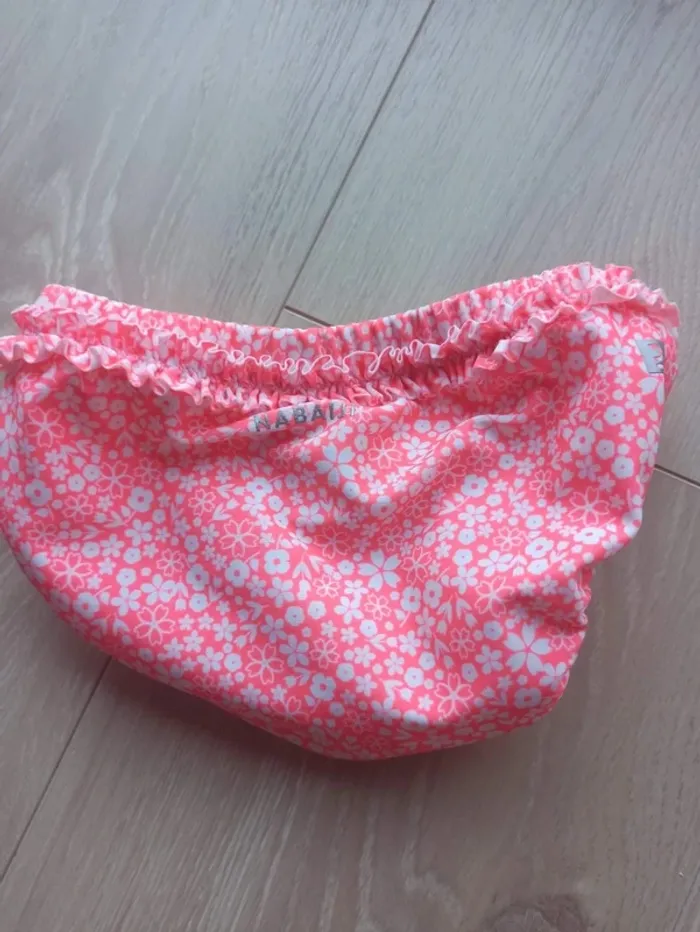 Couche culotte, bas de maillot de bain - photo numéro 3