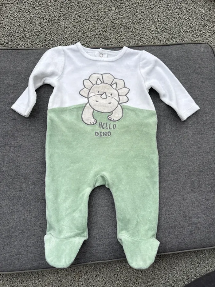 Pyjama bébé