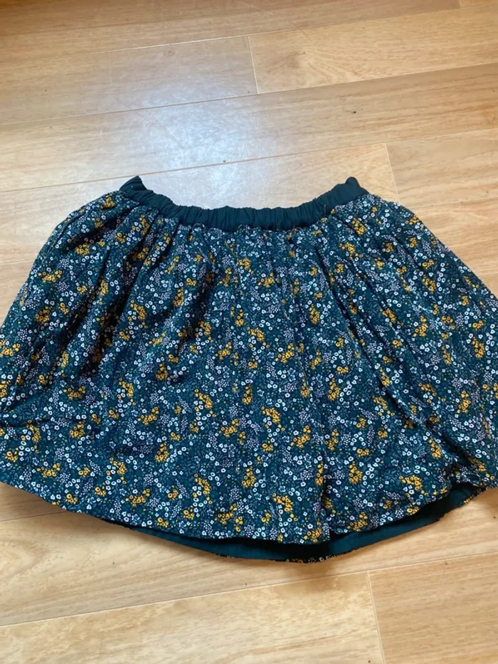 Jupe fille réversible taille 10/12 ans