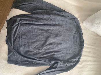 Pull gris