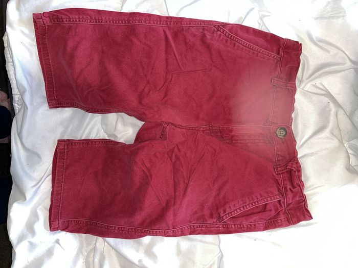 Short en jean rouge - photo numéro 3