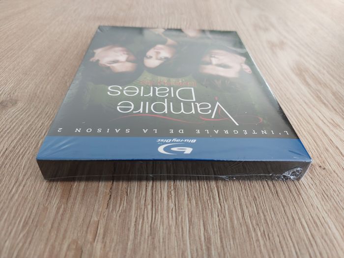 Blu-Ray Vampire Diaries l'intégrale de la saison 2 love sucks - photo numéro 4