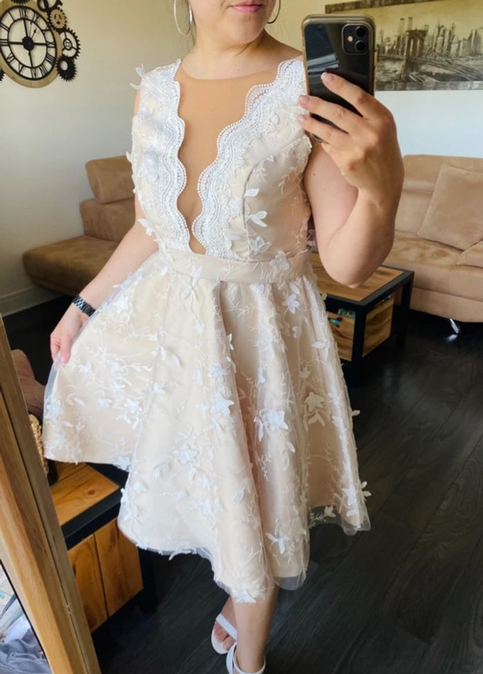 Robe de cérémonie taille L comme neuve - photo numéro 2