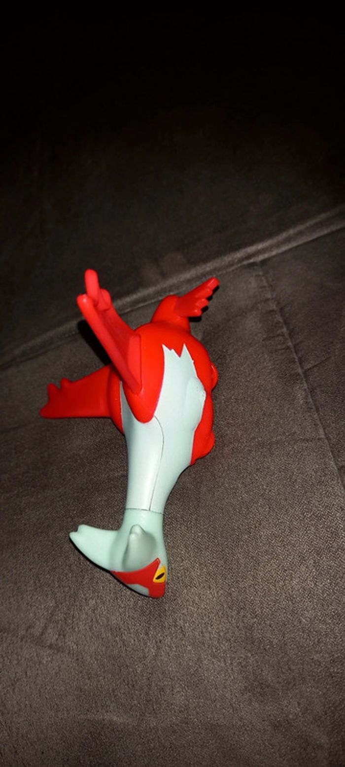 Jouet pokémon latias - photo numéro 2