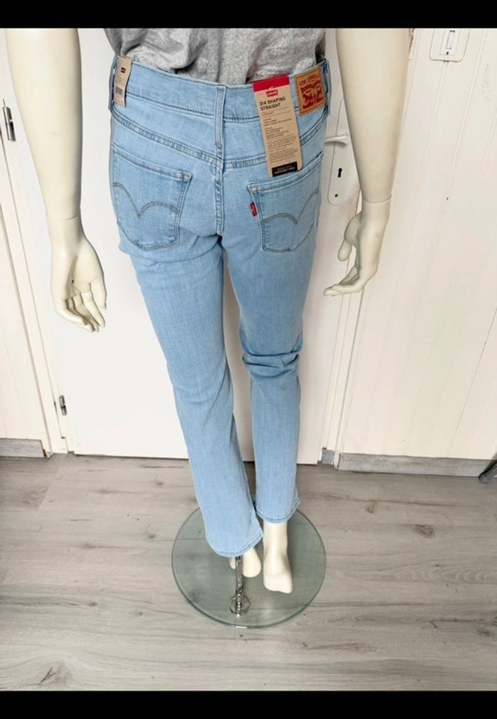 Jean Levi’s 314 Shaping Straight – Taille 29/30 – bleu clair – Neuf avec étiquette - photo numéro 17