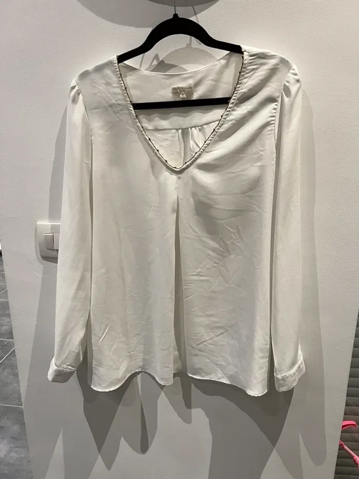 Blouse blanche taille 46 - photo numéro 2