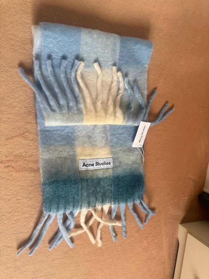 Acne studios - photo numéro 4