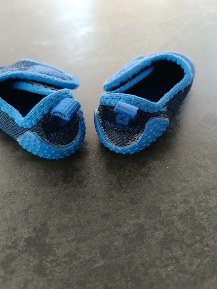 Chaussons souples bleus - photo numéro 5