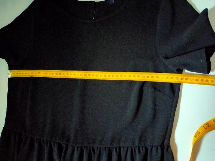 Robe noire simple et élégante – sans marque - photo numéro 8