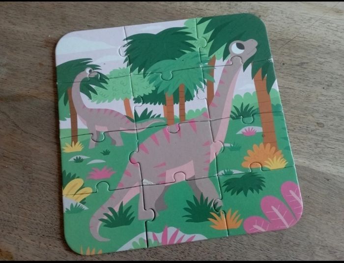 4 puzzles dinosaures - très bon état - 3 ans et + - photo numéro 3