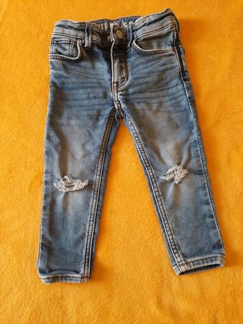 Jean skinny fit 2 ans