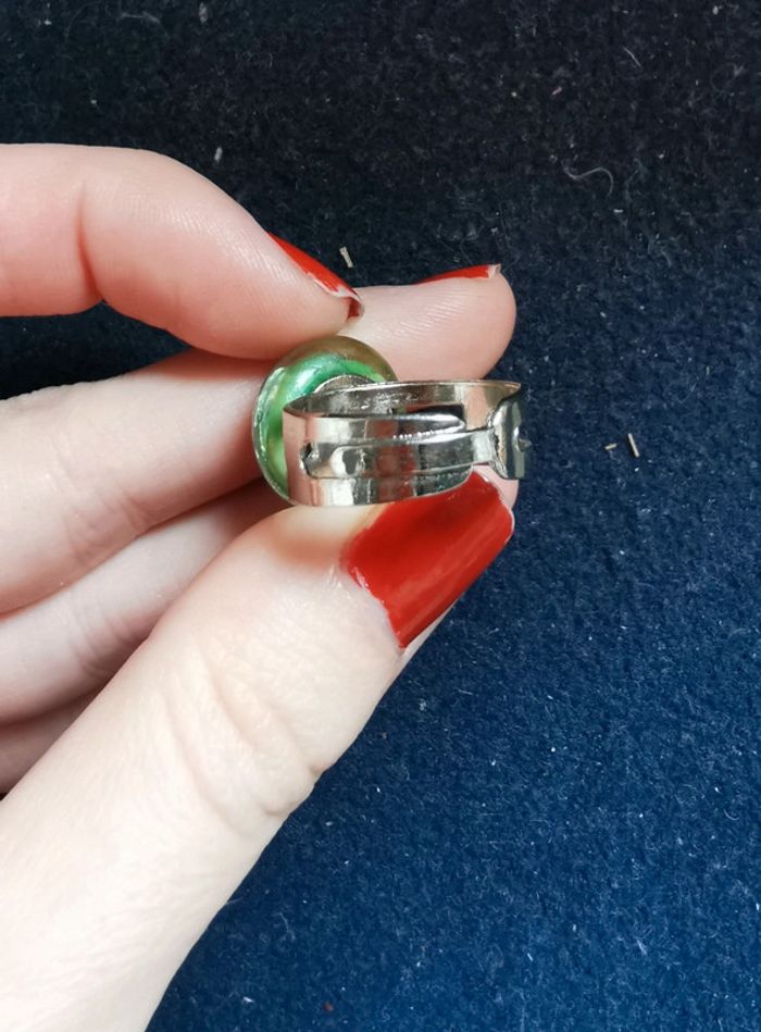 Petite bague fantaisie - photo numéro 3