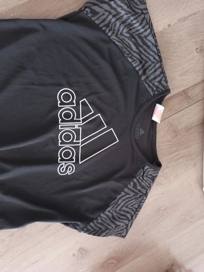 Tee-shirt - photo numéro 2