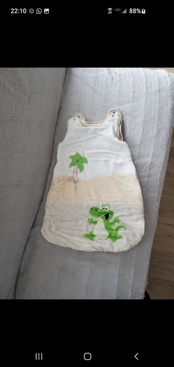 Turbulette gigoteuse 0-3m blanc beige Crocodile cocotier kiabi