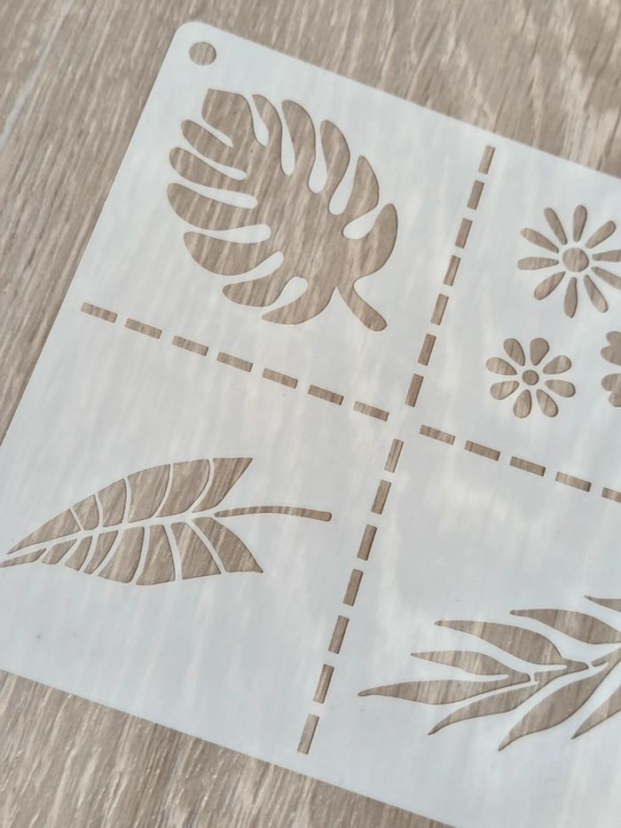 Pochoir feuilles - photo numéro 4