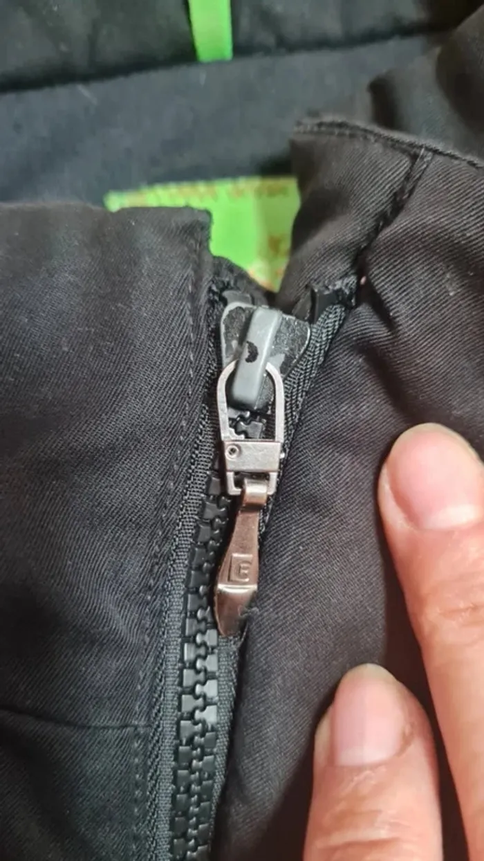 Veste légère Homme Hugo Boss TM plutôt L - photo numéro 14